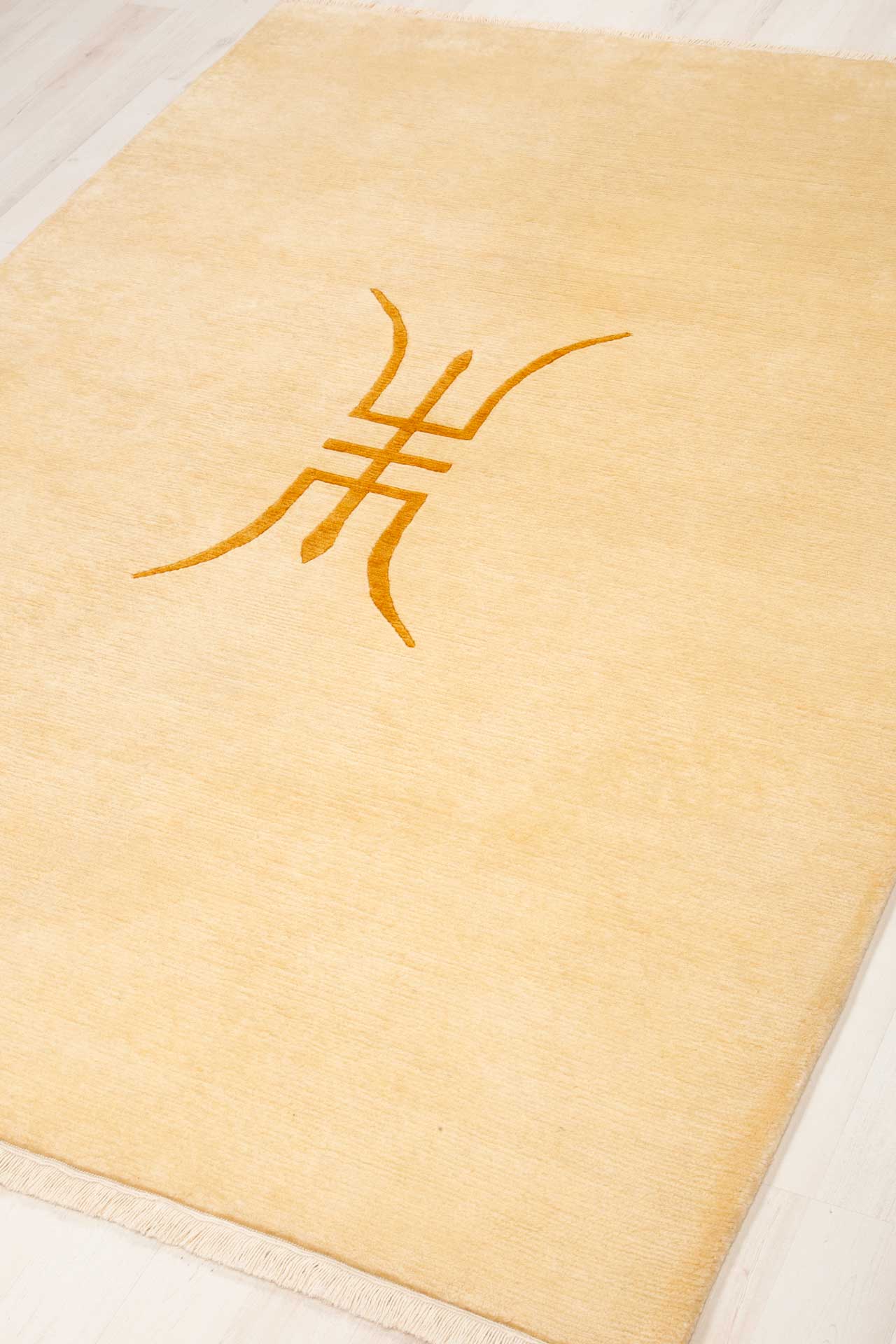 Bhutan Design White 170x230