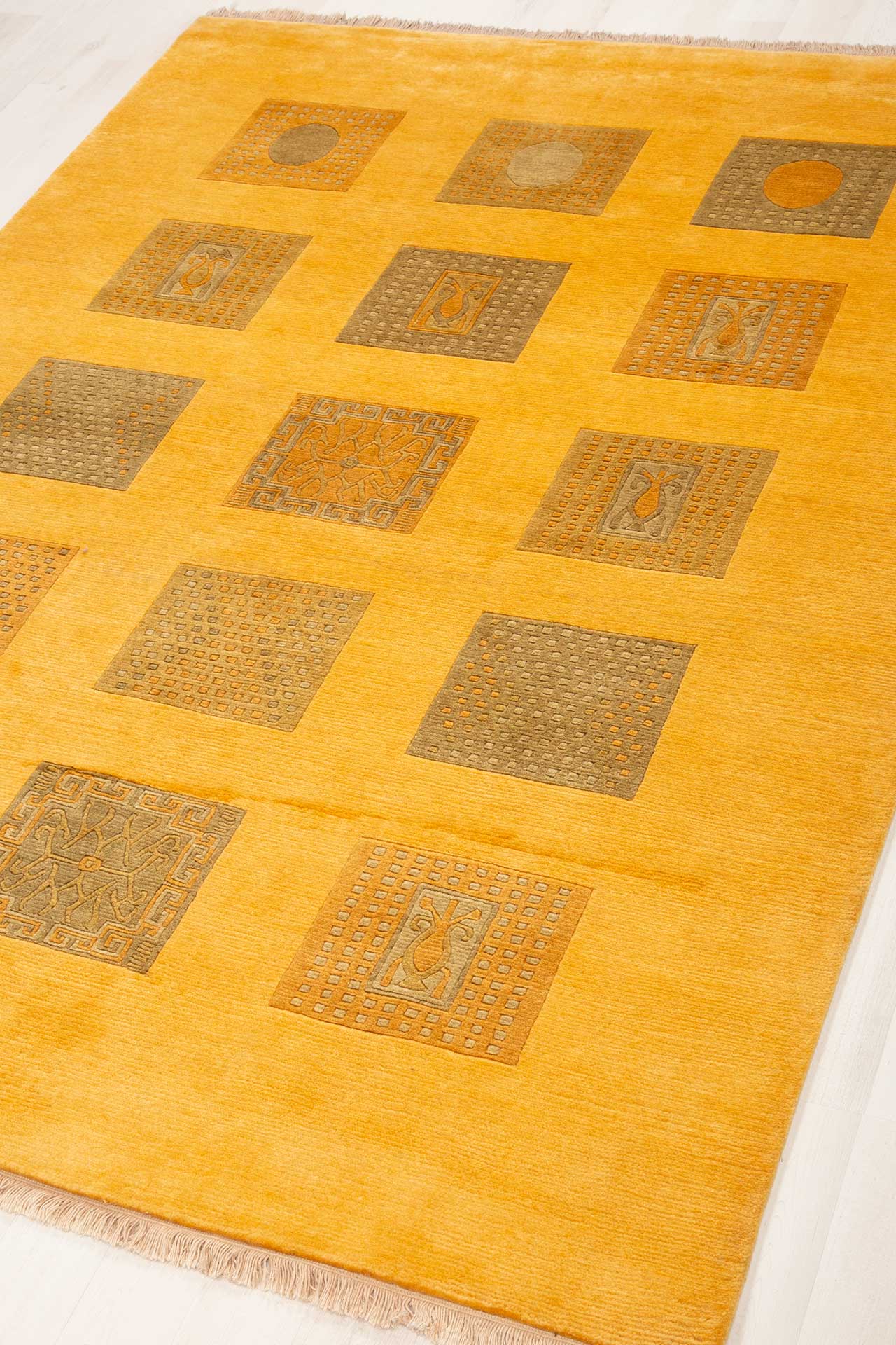 Bhutan Design Yellow 170x230