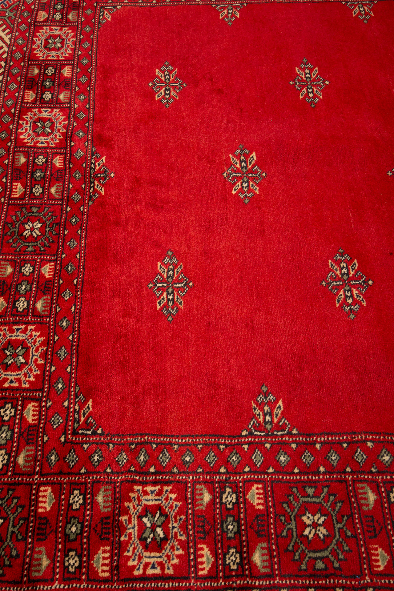 Bargi Mattor Ull 3 Ply Butterfly Red 142x201ba_293771-3.jpg