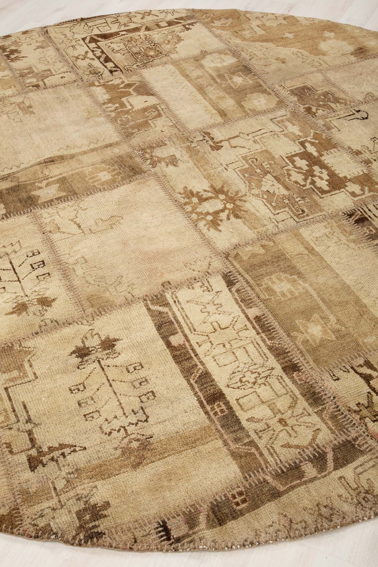 Bargi Mattor Ull Patchwork Carpet Beige 253x253 ba_297404-1.jpg