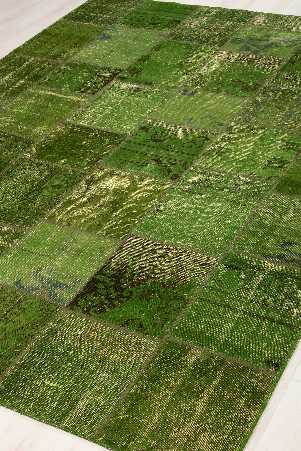 Patchwork Carpet Green 230x304