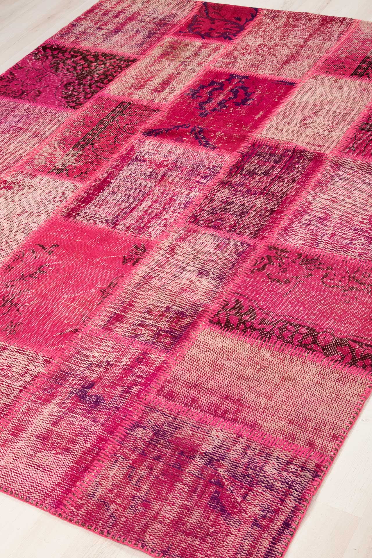 Patchwork Carpet Rose 199x250