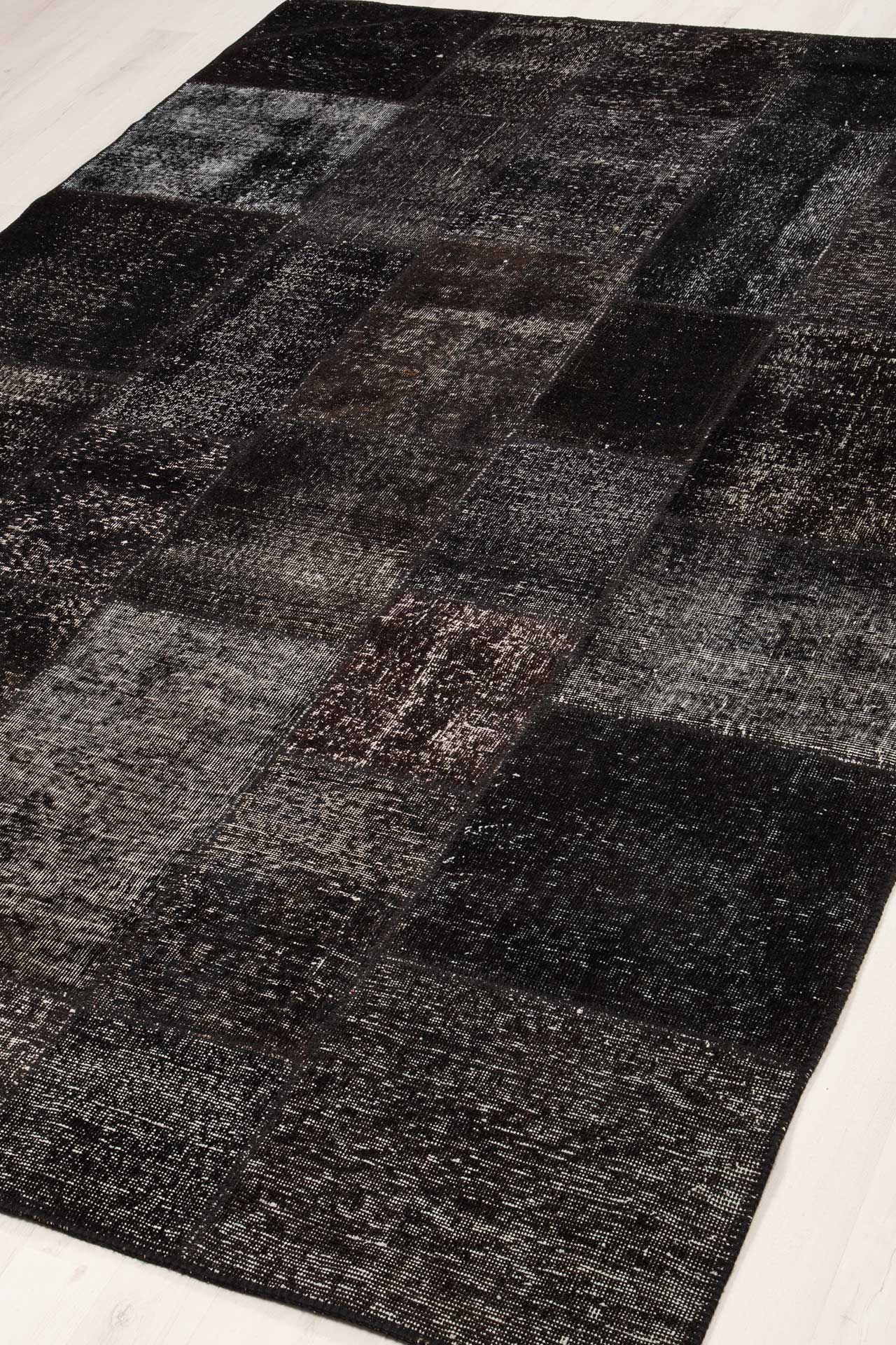 Patchwork Carpet Black 200x300
