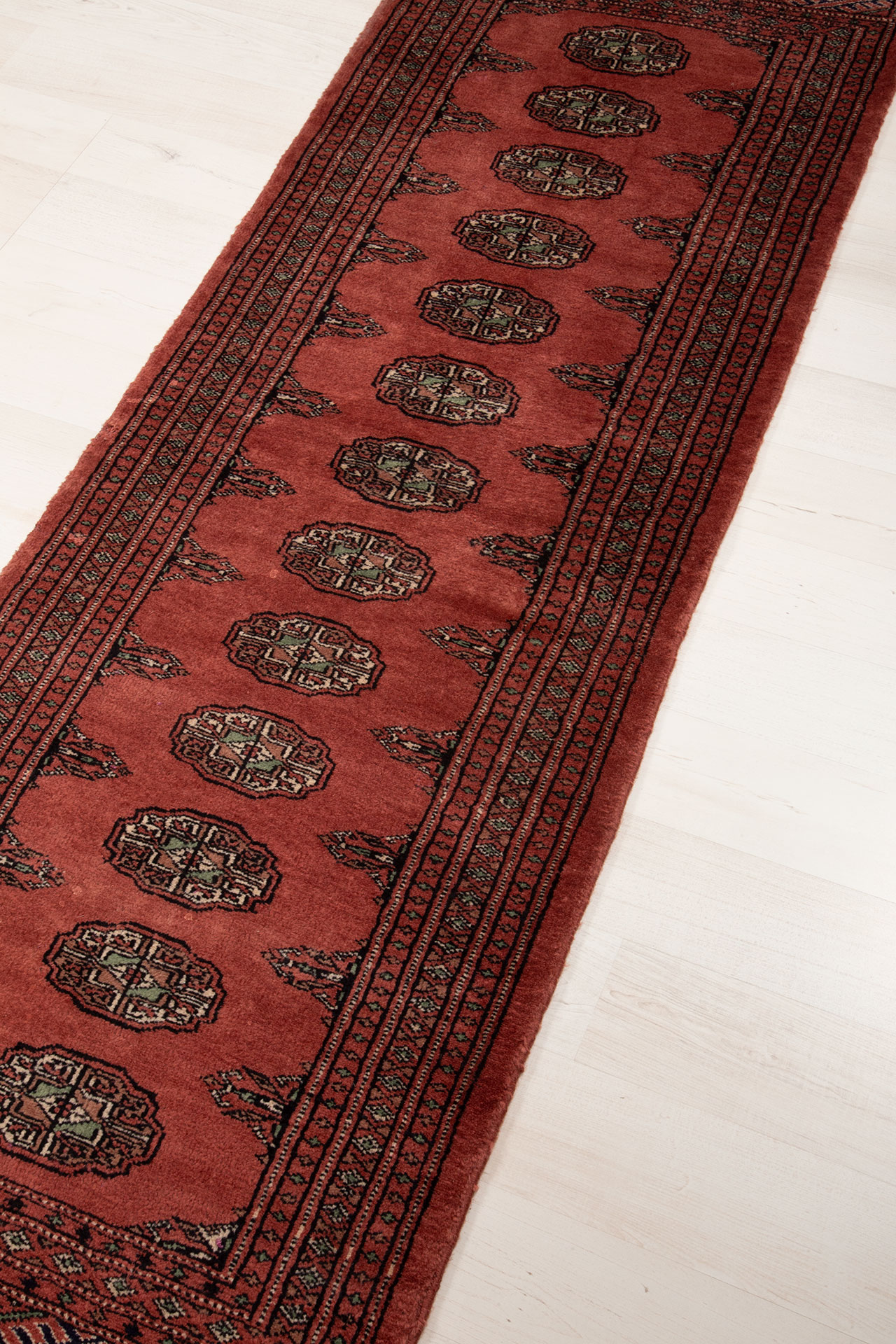 Bargi Mattor Ull 3 Ply Bochara Red 63x180 ba_78765-1.jpg