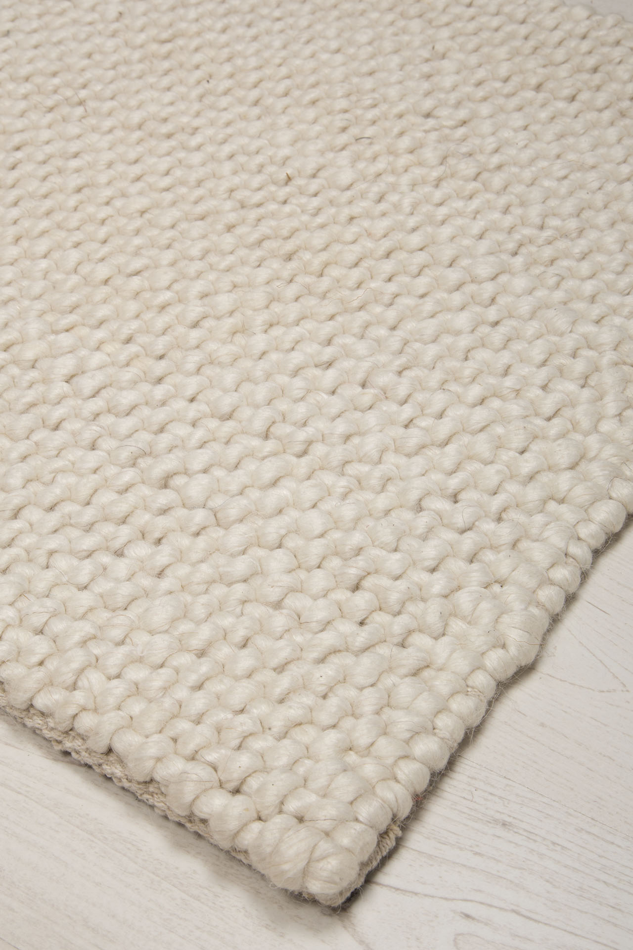 Granada Snow White 200x300