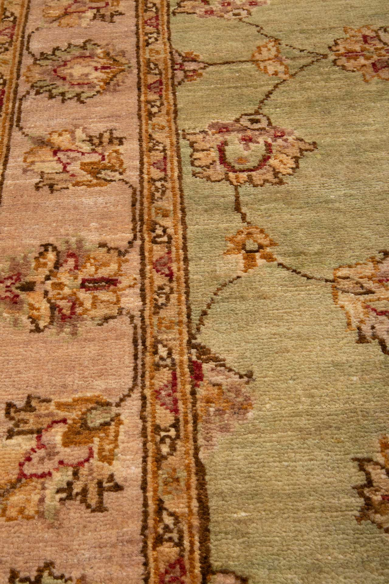 Pashtu Green 135x193