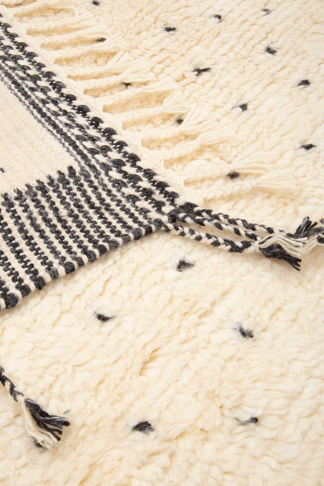 Berber White & Grey 178x232