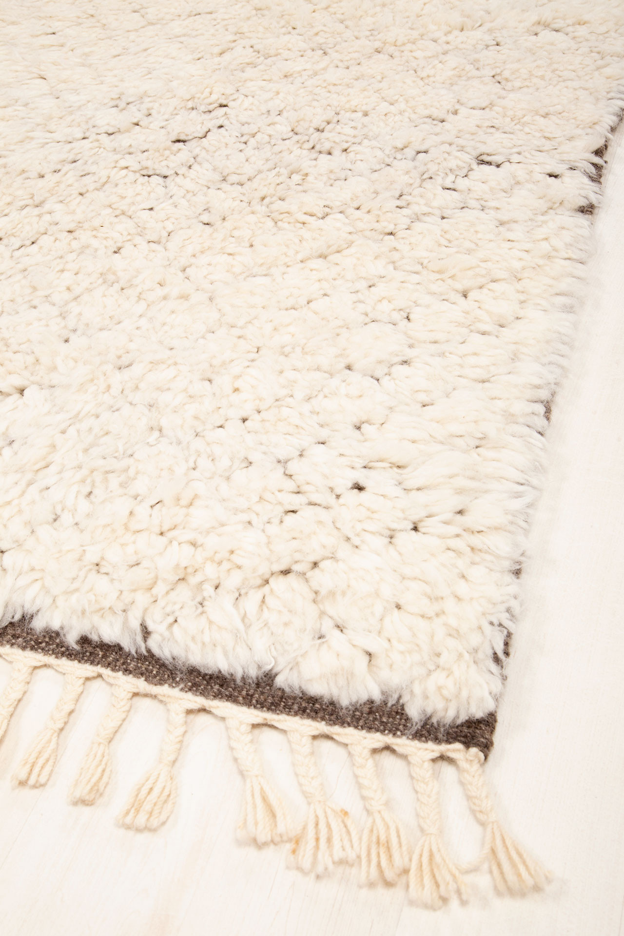 Berber White & Grey 199x303